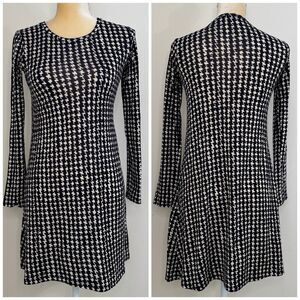 Samantha Sung Printed Wool Silk Blend A-Line Dress Size 2 Black Cream Crew Neck
